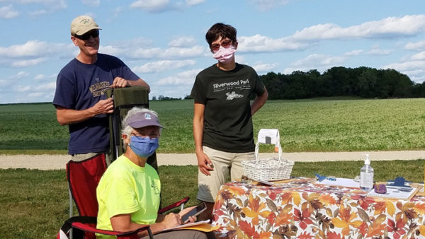 This is a picture of Silverwood Park volunteers