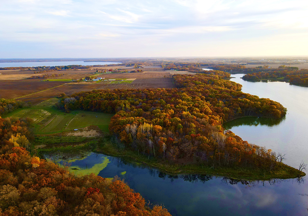 This is a picture of Silverwood Park, an aerial view from the north